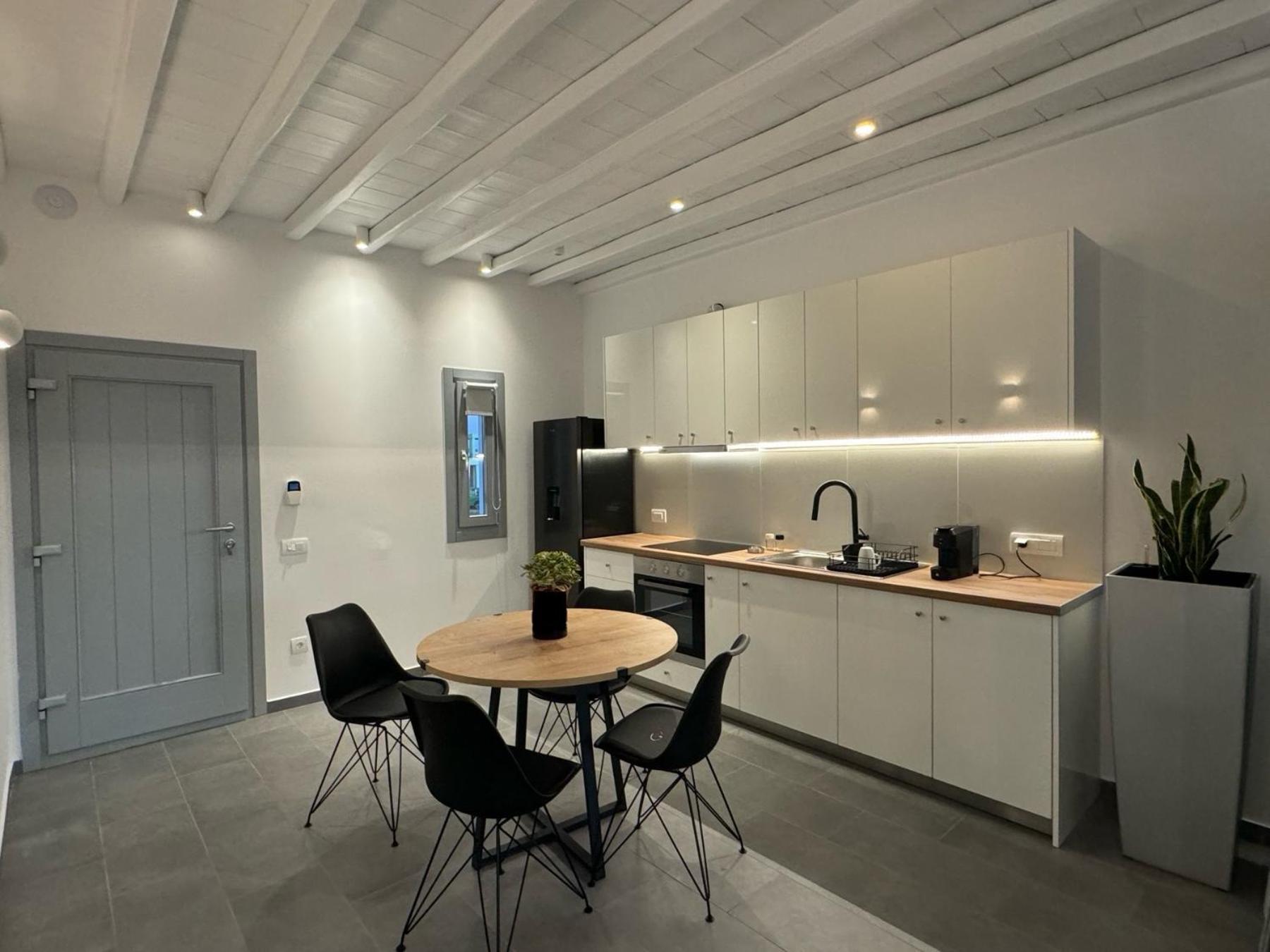 Almond Place Mykonos Town Extérieur photo